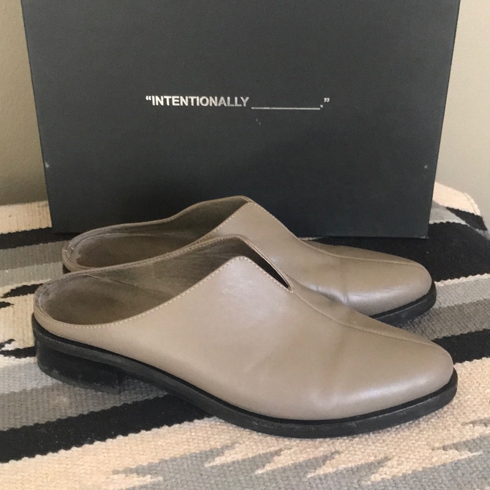 intentionally blank gray flats